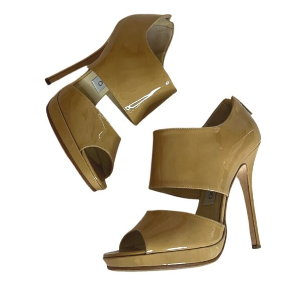 Jimmy Choo Nude Patent leather Peep Toe Platform heels Back Zip Size 37 / US 7 - Picture 2 of 12